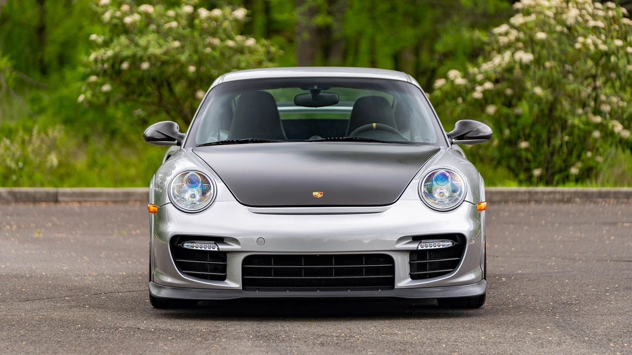 2011 Porsche 997 GT2 RS - Image 12 of 31