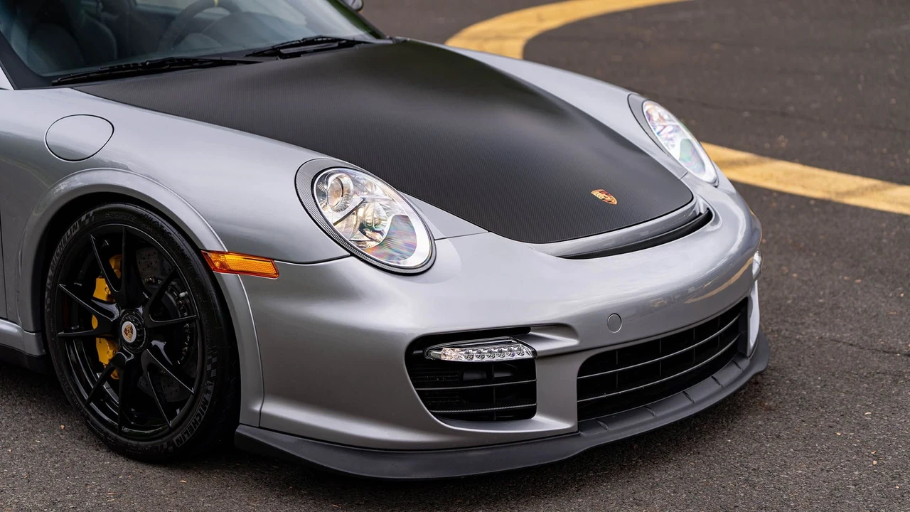 2011 Porsche 997 GT2 RS - Image 14 of 31