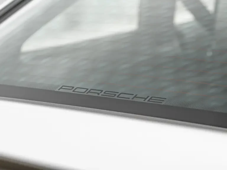 2011 Porsche 997 GT2 - Image 29 of 31