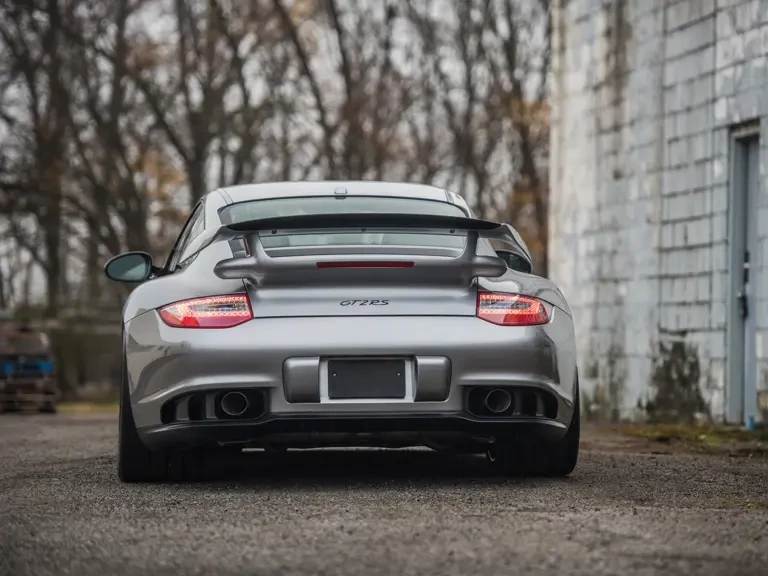 2011 Porsche 997 GT2 - Image 8 of 31
