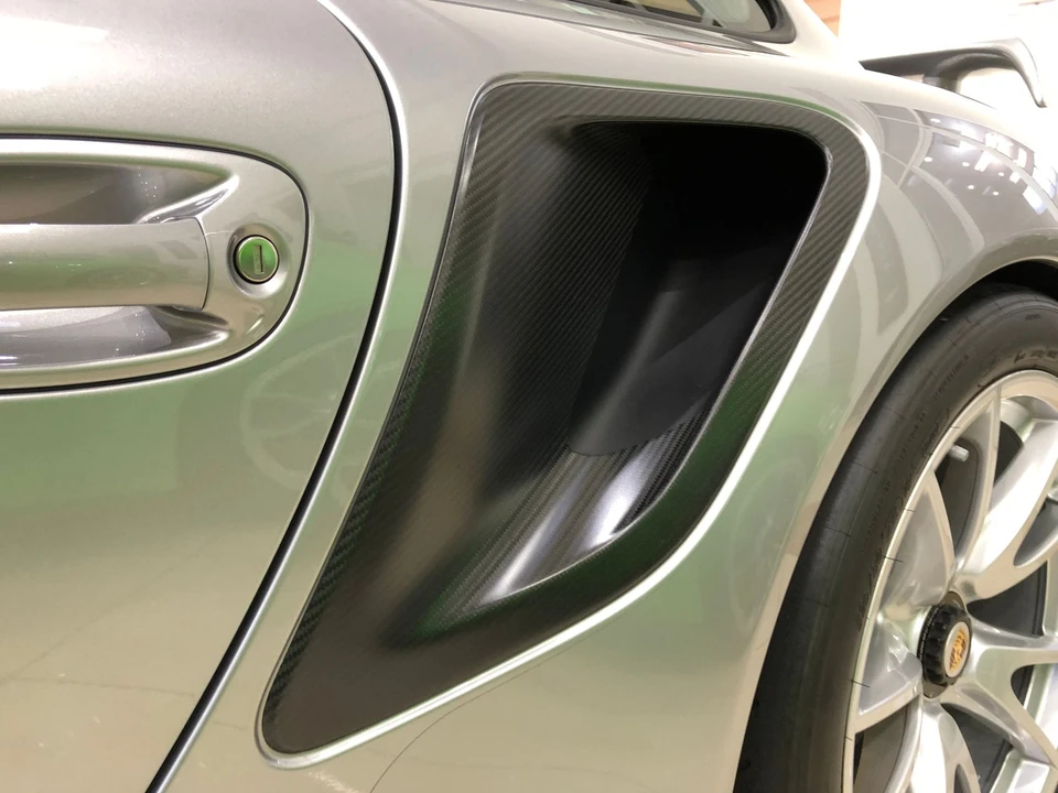 2011 Porsche 997 GT2 - Image 25 of 31