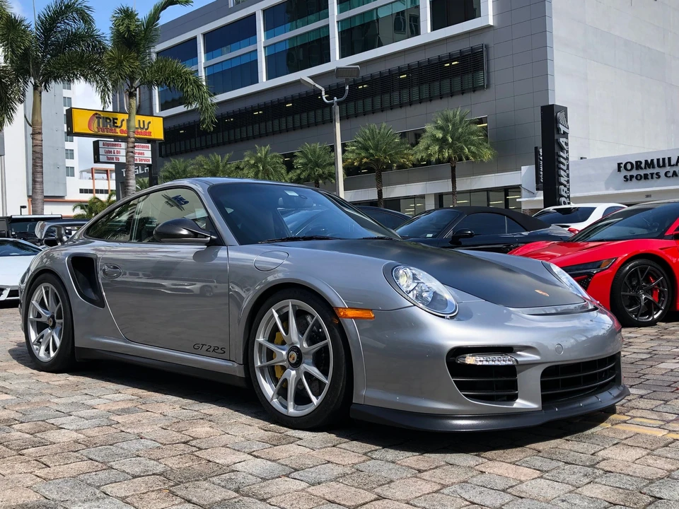 2011 Porsche 997 GT2 - Image 2 of 31