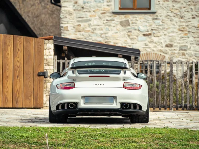 2011 Porsche 997 GT2 RS - Image 9 of 31