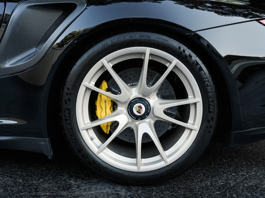 2011 Porsche 997 GT2 - Image 12 of 21