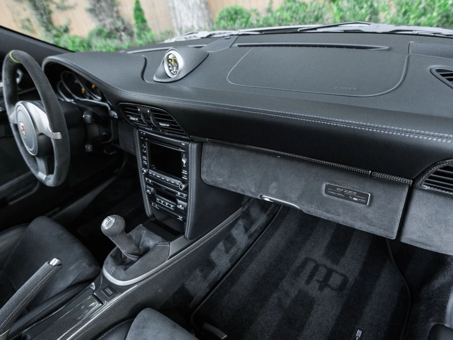 2011 Porsche 997 GT2 - Image 17 of 21