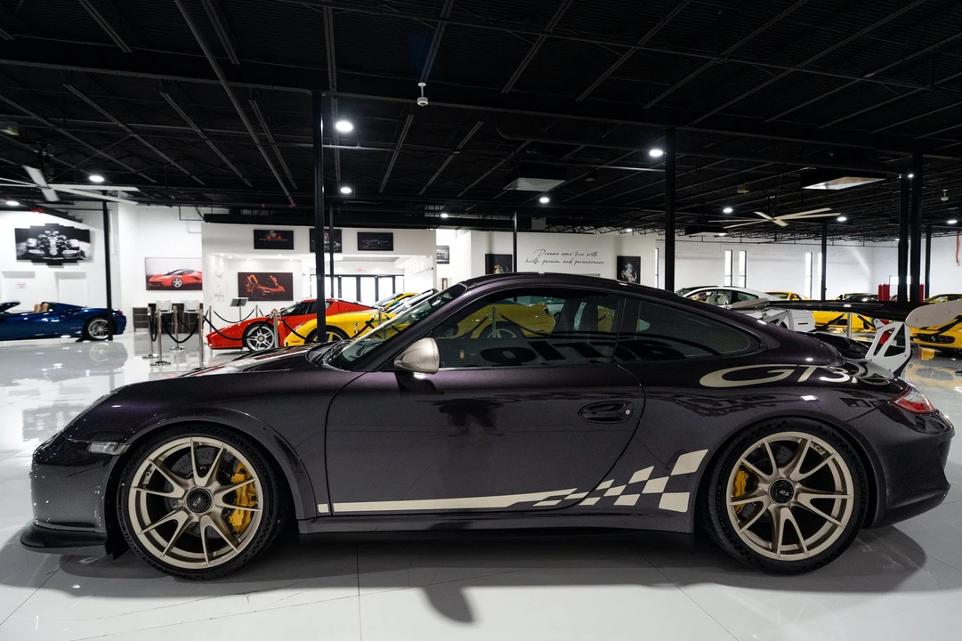 2011 Porsche 997 GT3 RS - Image 4 of 31