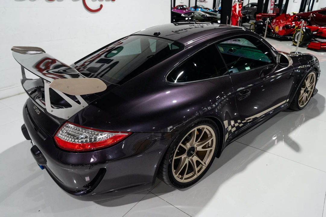 2011 Porsche 997 GT3 RS - Image 7 of 31