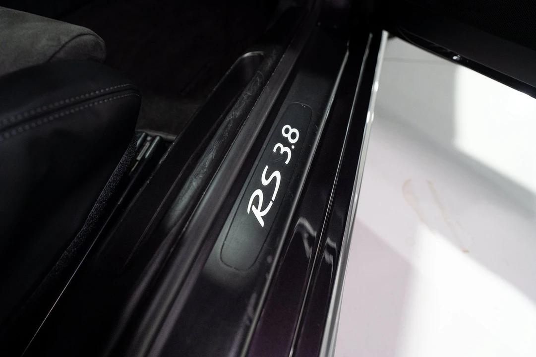 2011 Porsche 997 GT3 RS - Image 24 of 31
