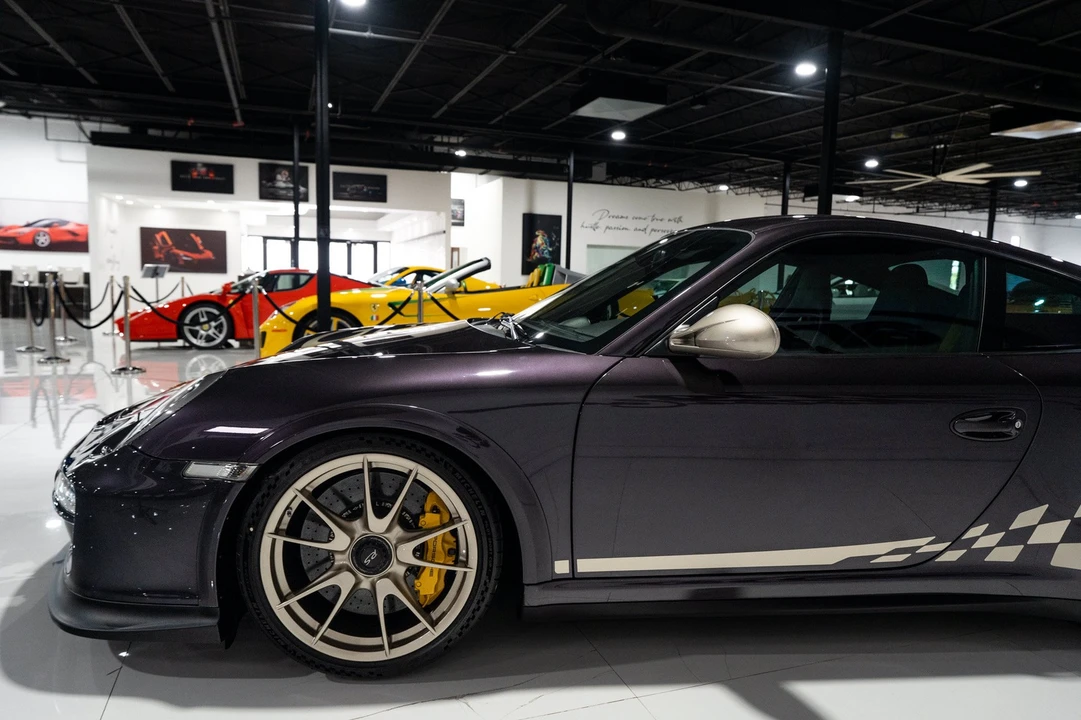 2011 Porsche 997 GT3 RS - Image 29 of 31