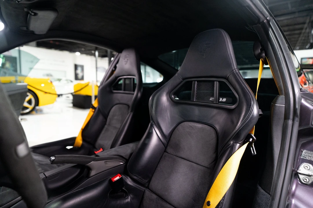 2011 Porsche 997 GT3 RS - Image 10 of 31