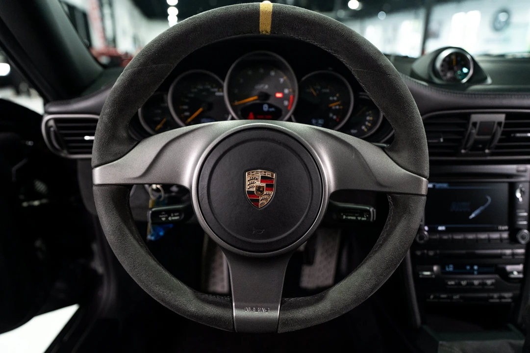 2011 Porsche 997 GT3 RS - Image 14 of 31