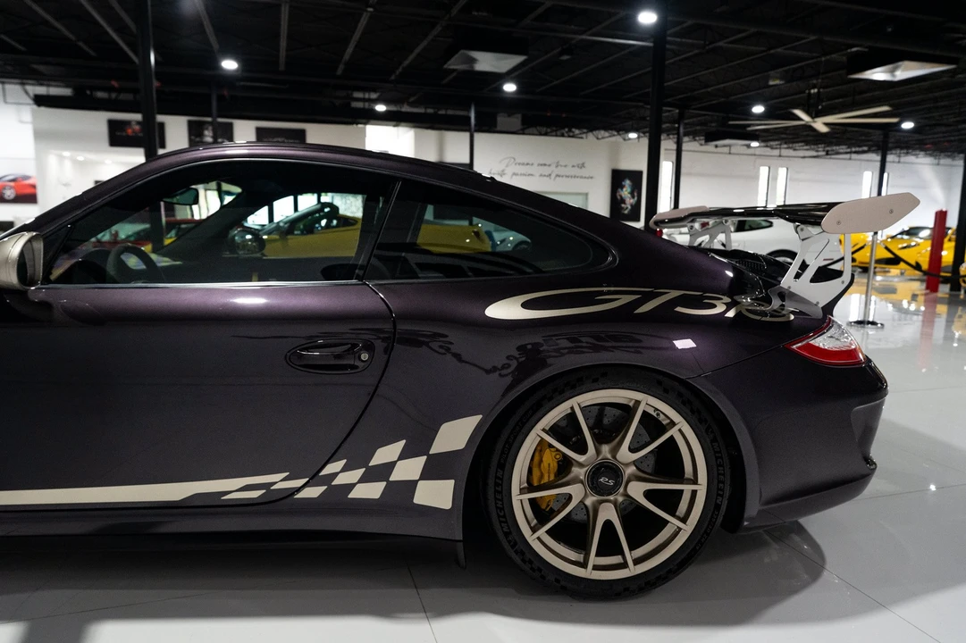 2011 Porsche 997 GT3 RS - Image 30 of 31