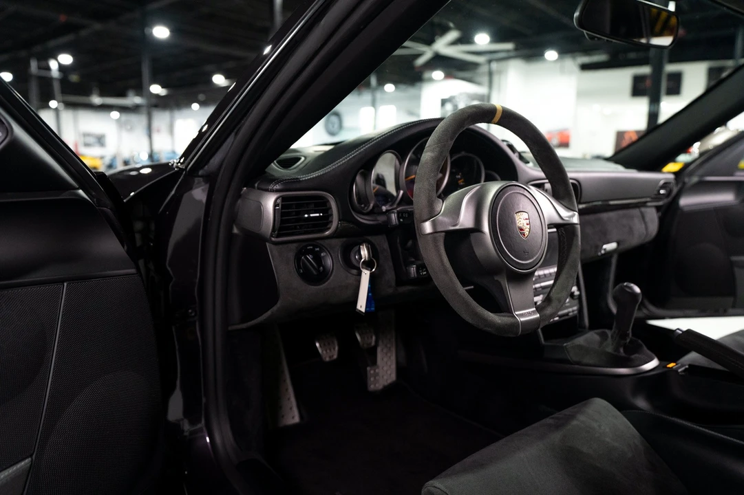 2011 Porsche 997 GT3 RS - Image 20 of 31