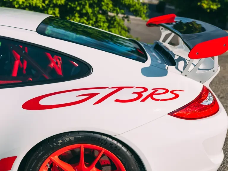 2011 Porsche 997 GT3 RS - Image 8 of 31