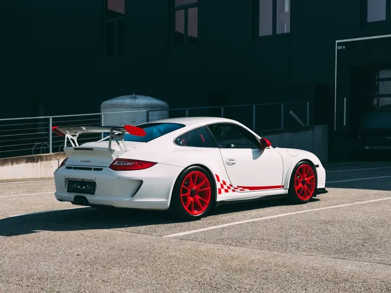 2011 Porsche 997 GT3 RS - Image 3 of 31