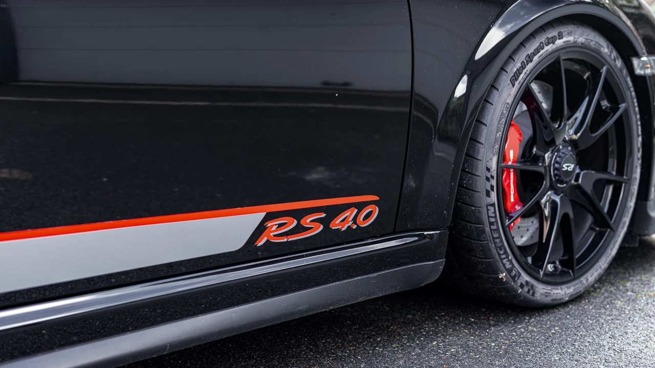 2011 Porsche 997 GT3 RS 4.0 - Image 18 of 31