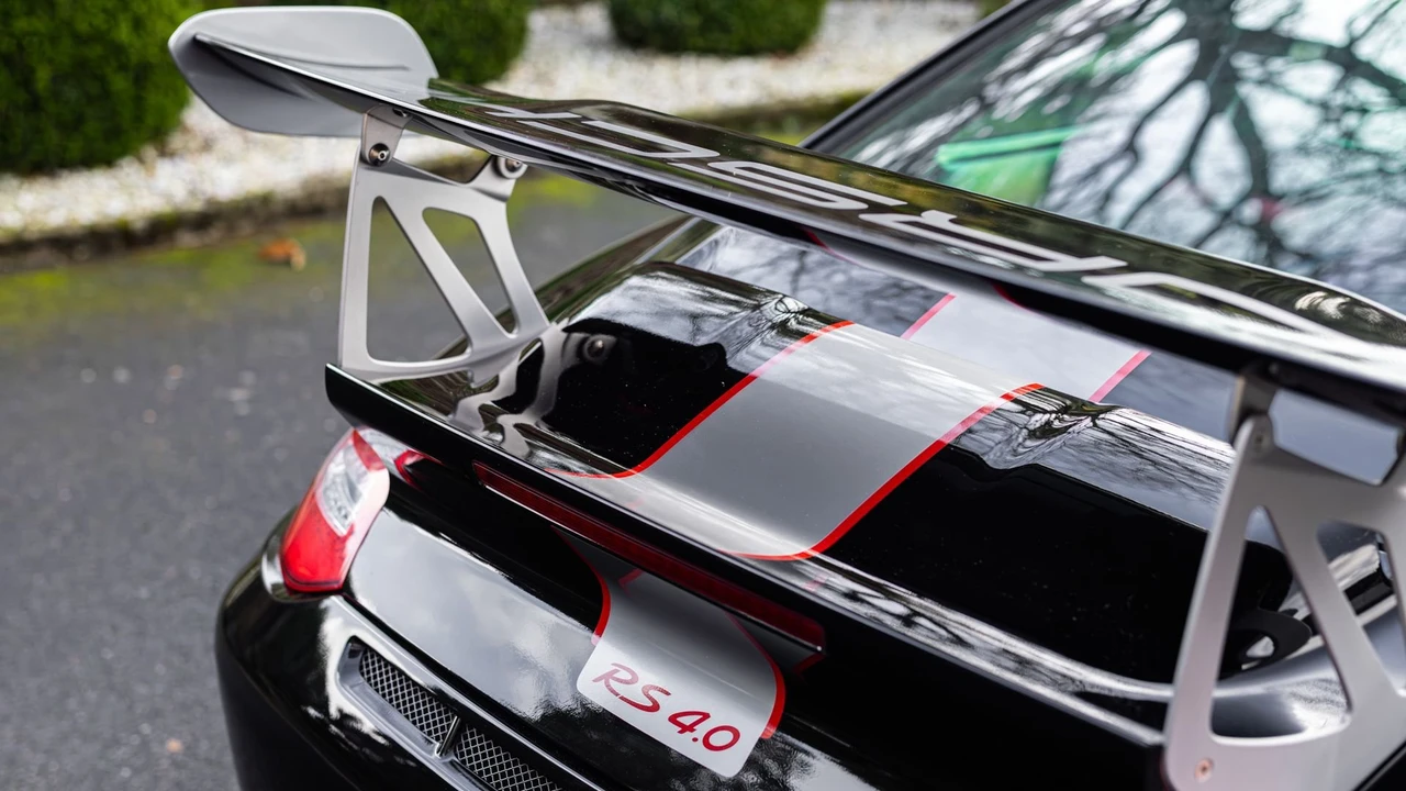 2011 Porsche 997 GT3 RS 4.0 - Image 10 of 31