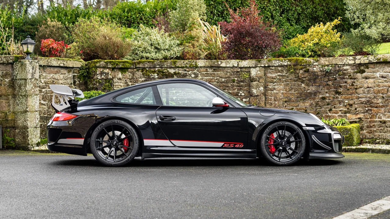 2011 Porsche 997 GT3 RS 4.0 - Image 21 of 31