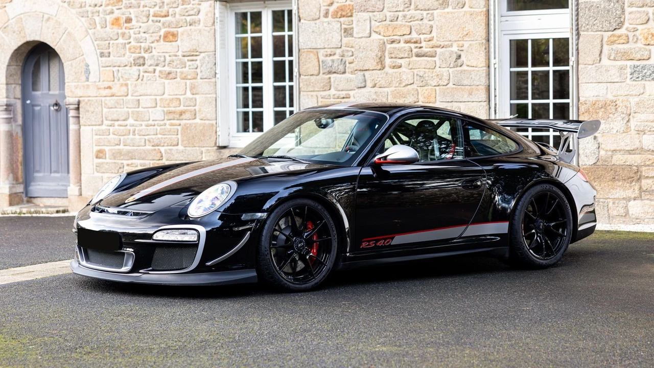 2011 Porsche 997 GT3 RS 4.0 - Image 15 of 31