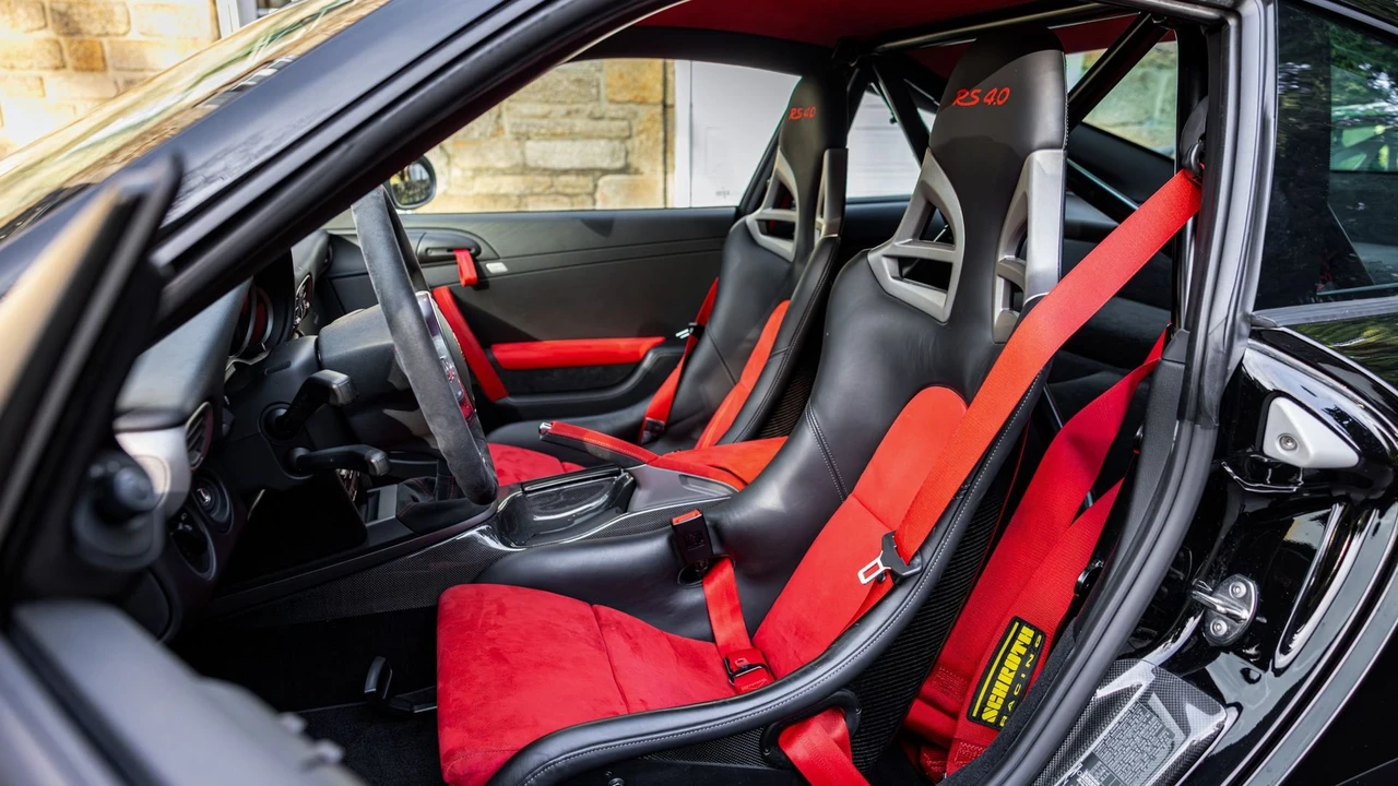 2011 Porsche 997 GT3 RS 4.0 - Image 8 of 31