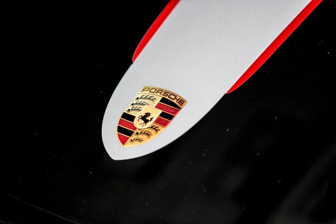 2011 Porsche 997 GT3 RS - Image 7 of 31