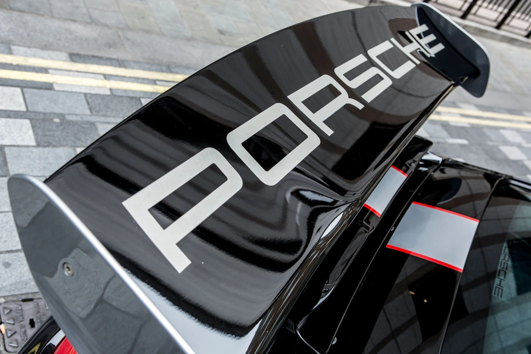 2011 Porsche 997 GT3 RS - Image 17 of 31