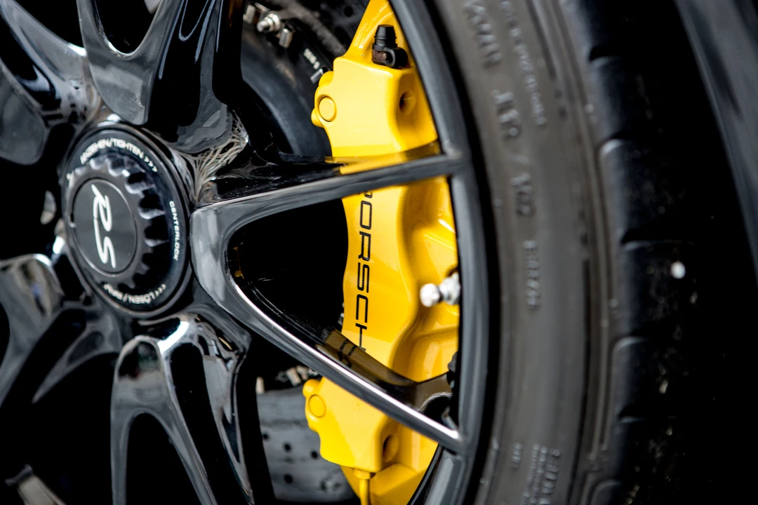 2011 Porsche 997 GT3 RS - Image 26 of 31