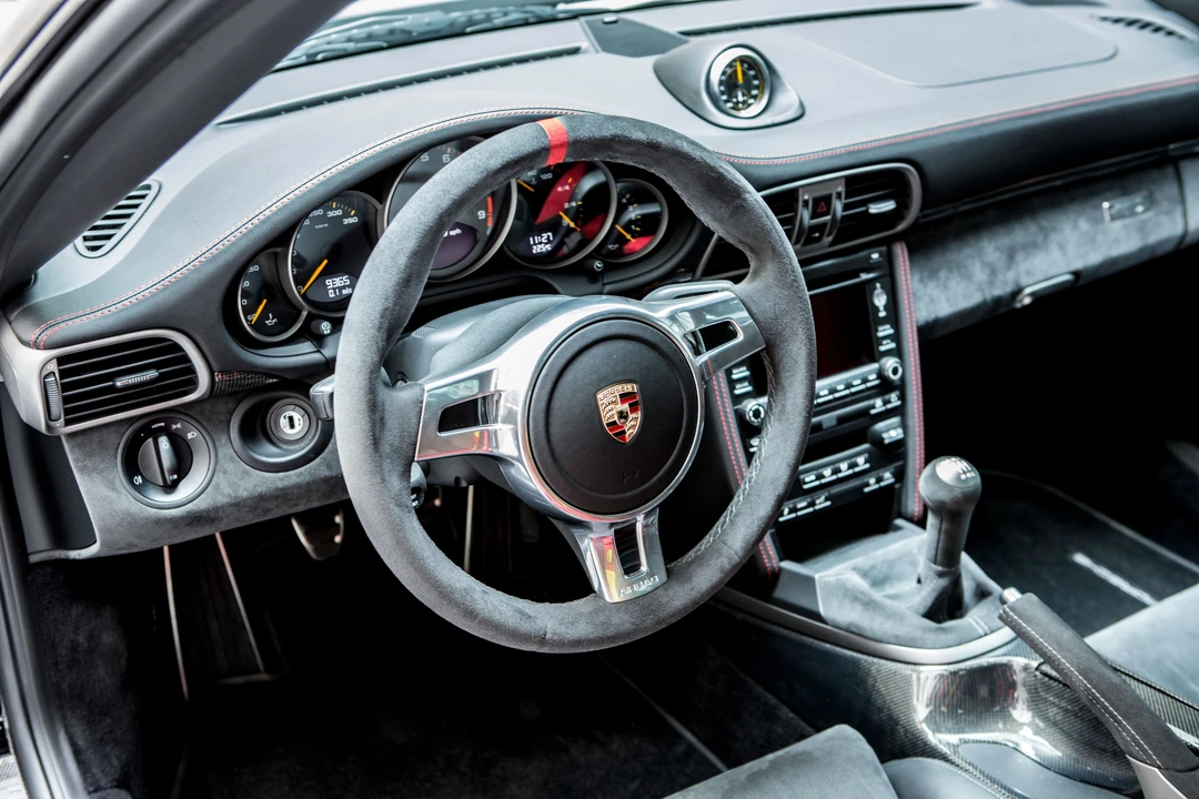 2011 Porsche 997 GT3 RS - Image 21 of 31
