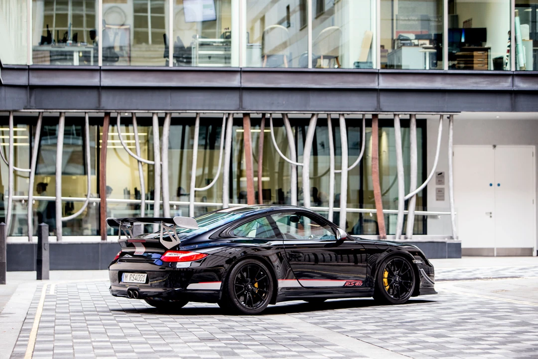 2011 Porsche 997 GT3 RS - Image 4 of 31