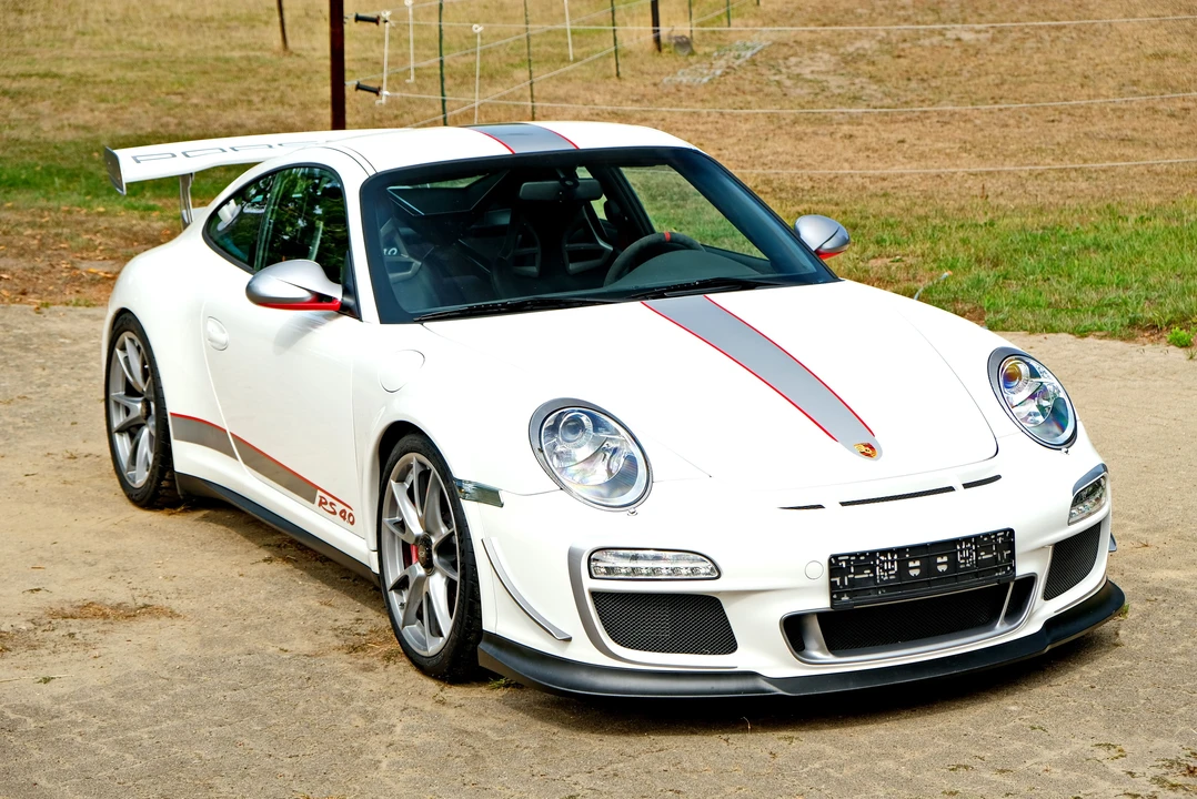 2011 Porsche 997 GT3 RS - Image 14 of 28