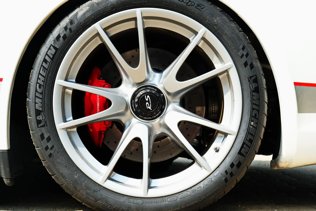 2011 Porsche 997 GT3 RS - Image 28 of 28