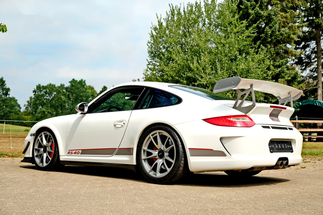 2011 Porsche 997 GT3 RS - Image 6 of 28