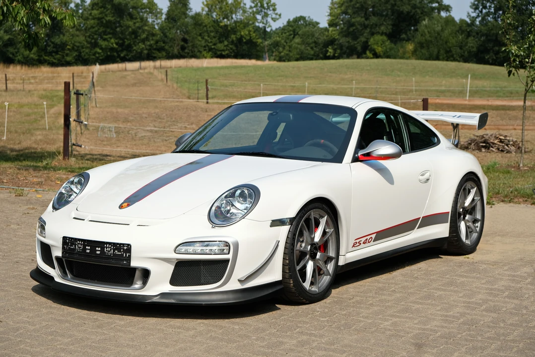 2011 Porsche 997 GT3 RS - Image 2 of 28
