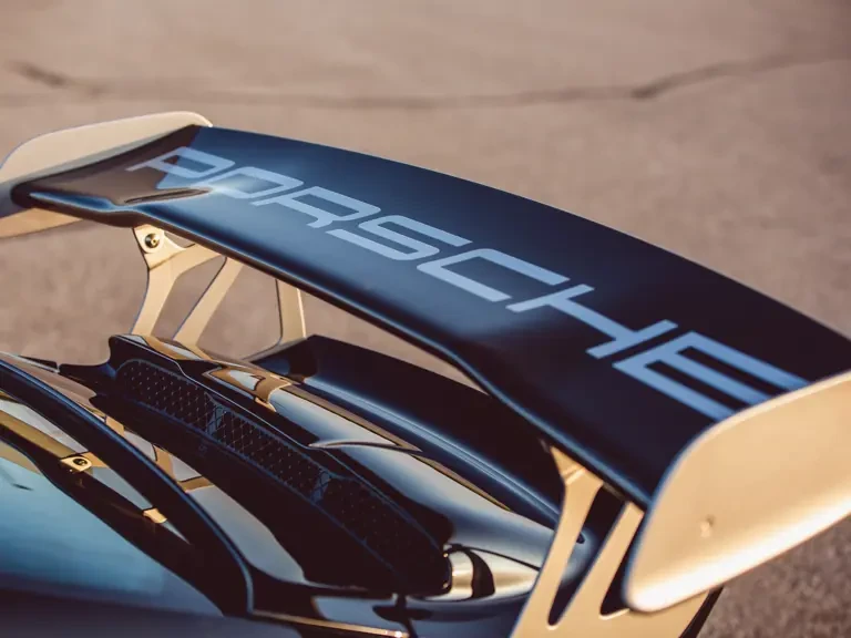 2011 Porsche 997 GT3 RS - Image 25 of 31