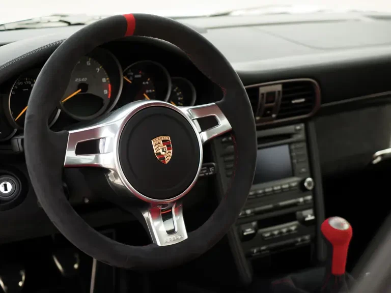 2011 Porsche 997 GT3 RS - Image 15 of 31