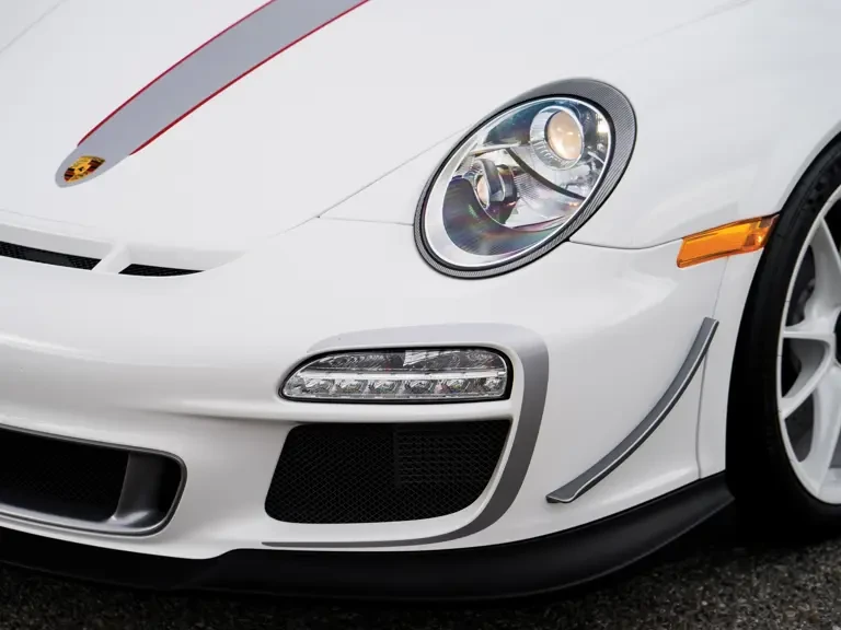 2011 Porsche 997 GT3 RS - Image 12 of 31
