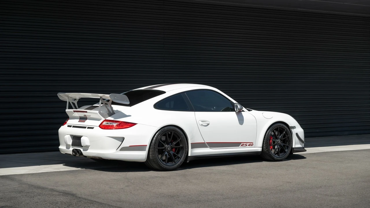 2011 Porsche 997 GT3 RS 4.0 - Image 13 of 31