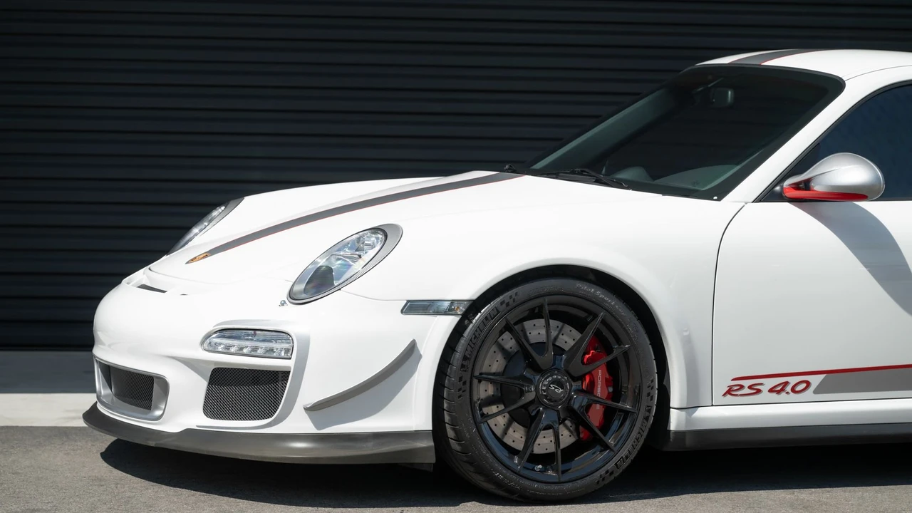 2011 Porsche 997 GT3 RS 4.0 - Image 20 of 31