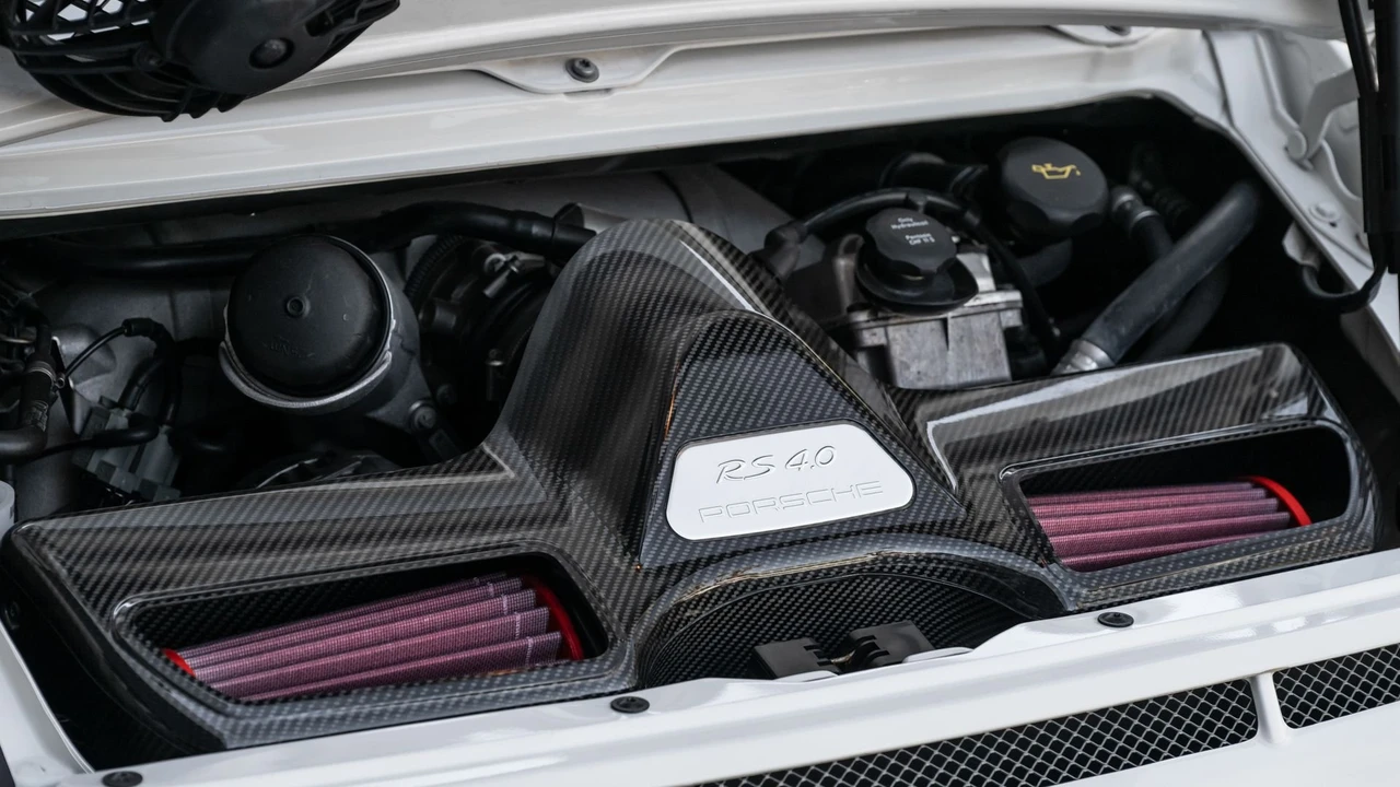 2011 Porsche 997 GT3 RS 4.0 - Image 10 of 31