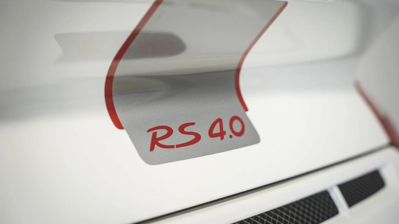 2011 Porsche 997 GT3 RS 4.0 - Image 24 of 31