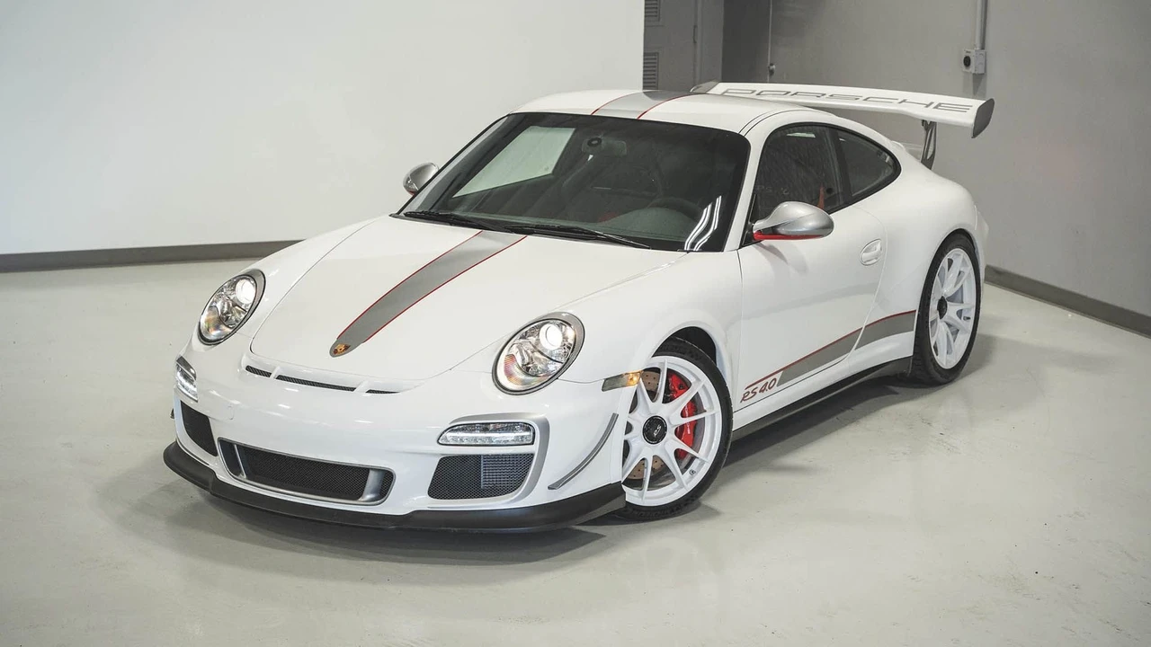 2011 Porsche 997 GT3 RS 4.0 - Image 7 of 31