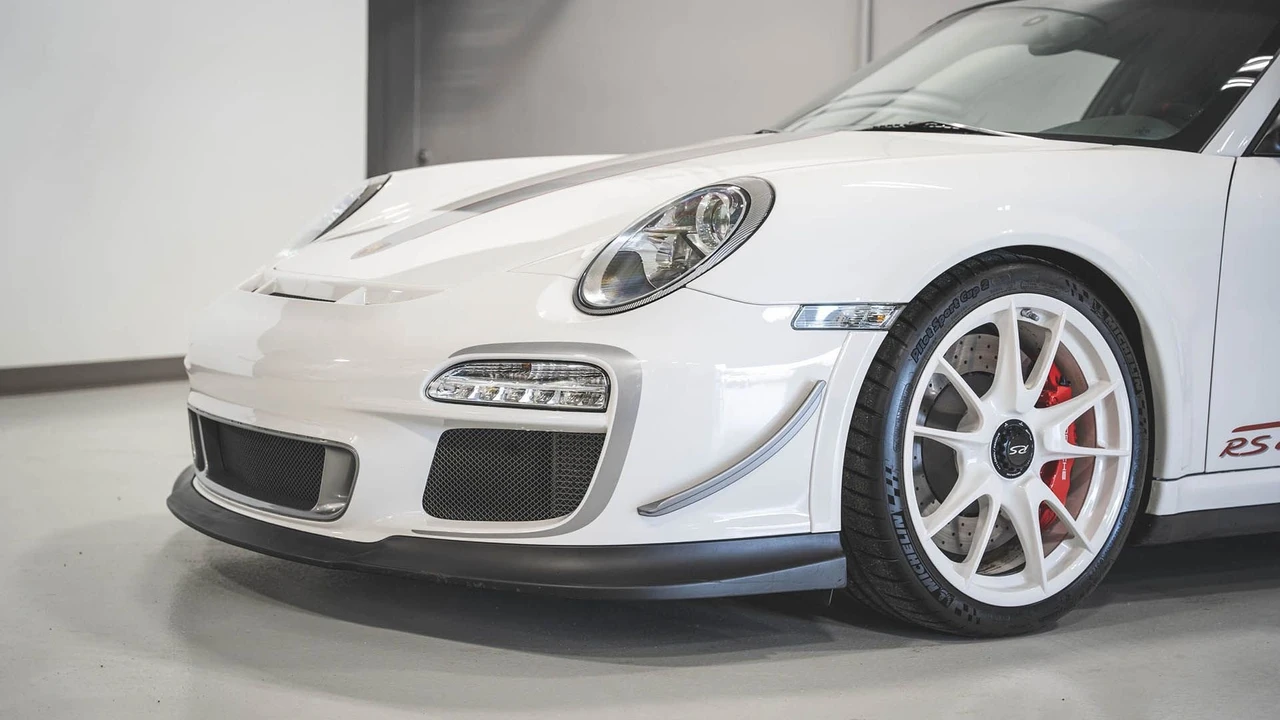 2011 Porsche 997 GT3 RS 4.0 - Image 20 of 31