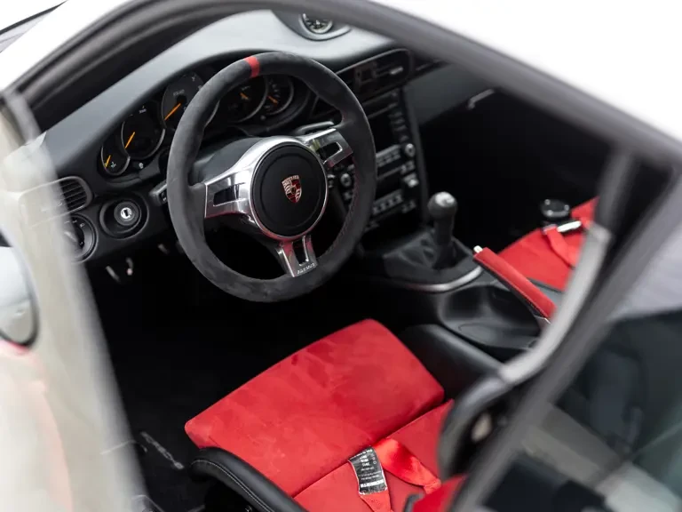 2011 Porsche 997 GT3 RS 4.0 - Image 29 of 31