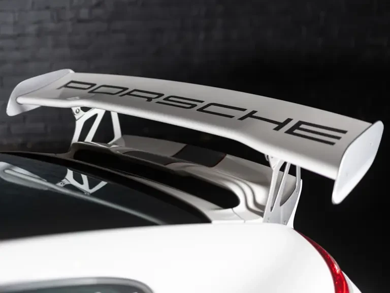 2011 Porsche 997 GT3 RS - Image 23 of 31