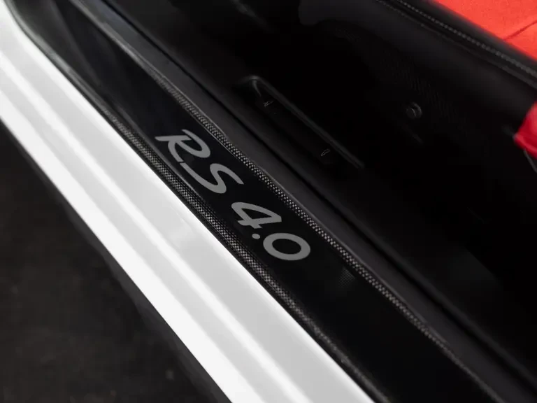 2011 Porsche 997 GT3 RS - Image 15 of 31