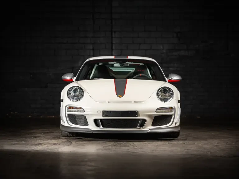 2011 Porsche 997 GT3 RS - Image 8 of 31