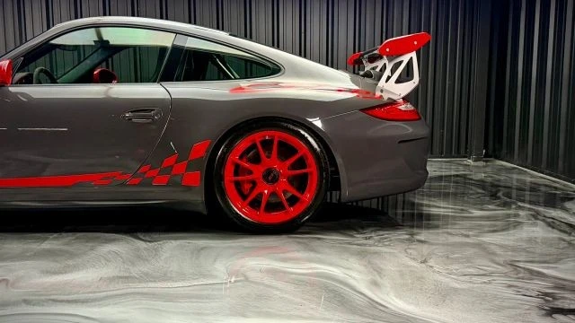 2011 Porsche 997 GT3 RS - Image 9 of 31