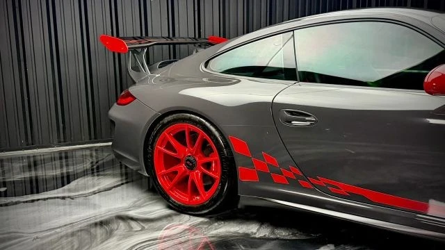 2011 Porsche 997 GT3 RS - Image 16 of 31