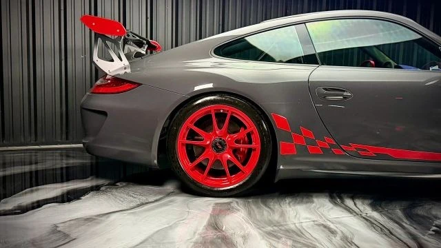 2011 Porsche 997 GT3 RS - Image 19 of 31
