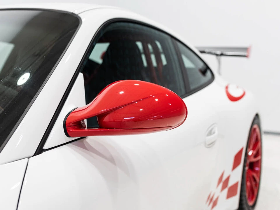 2011 Porsche 997 GT3 RS - Image 8 of 31